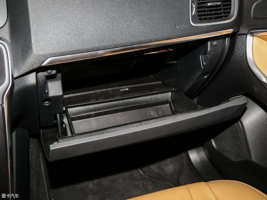 2018֠V40 1.5T T3 ݰ