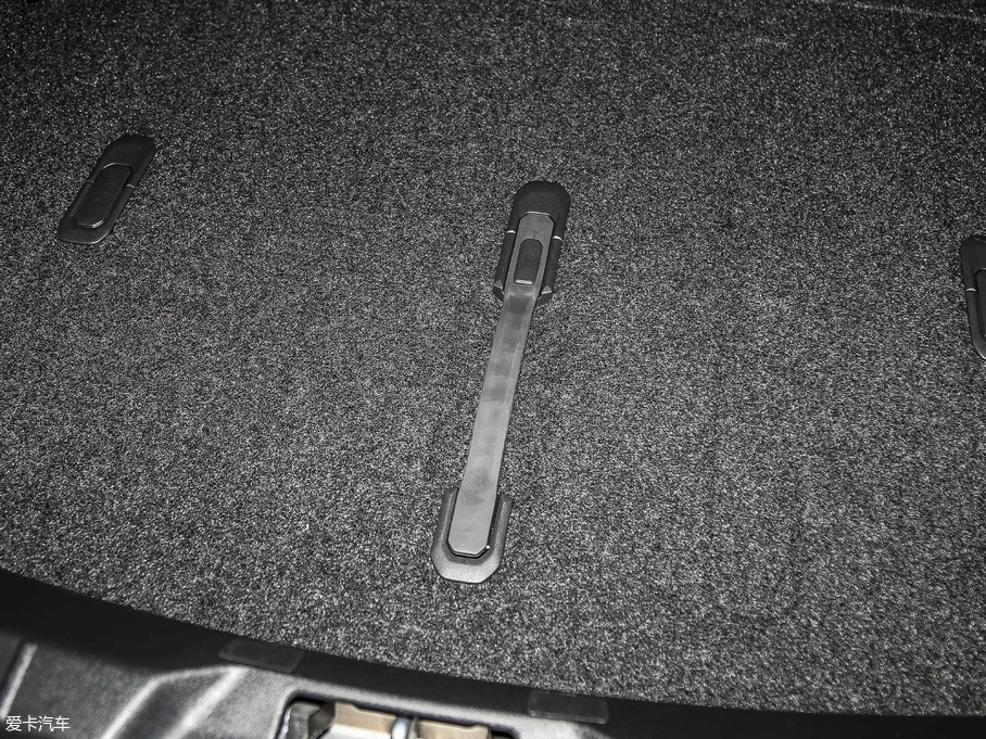 2018���֠���V40 1.5T T3 ���ݰ�