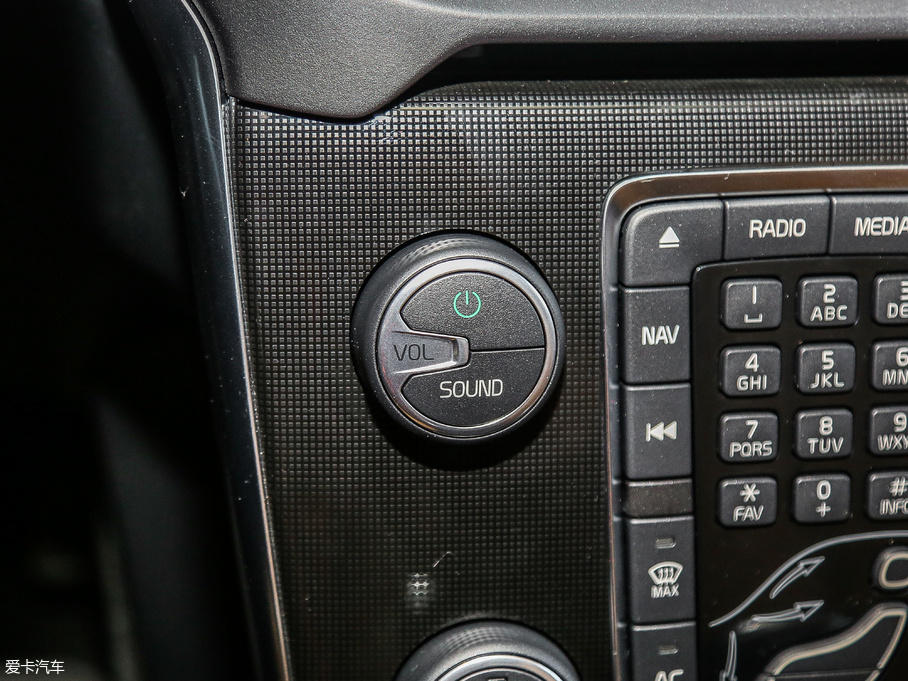 2018֠V40 1.5T T3 ݰ