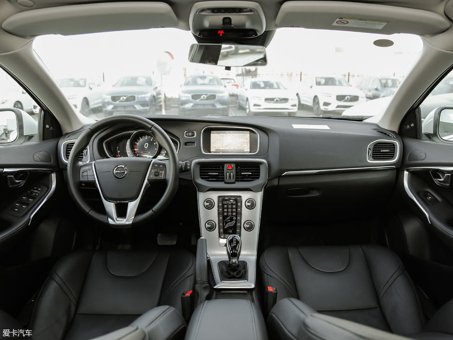 2018���֠���V40 1.5T T3 ���Ű�