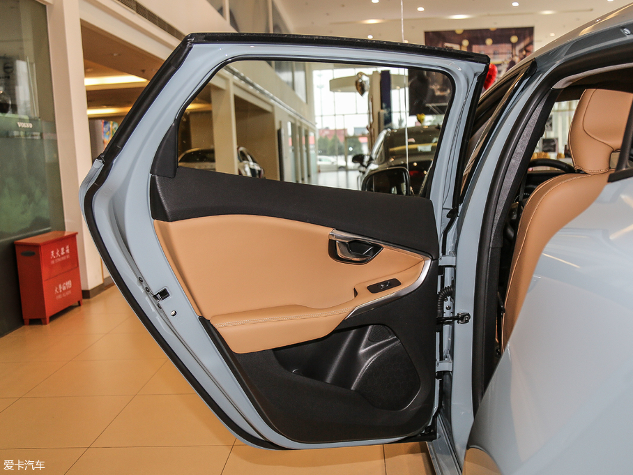 2018֠V40 1.5T T3 ݰ