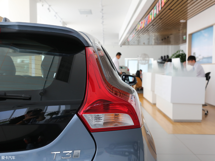 2018֠V40 1.5T T3 Ű