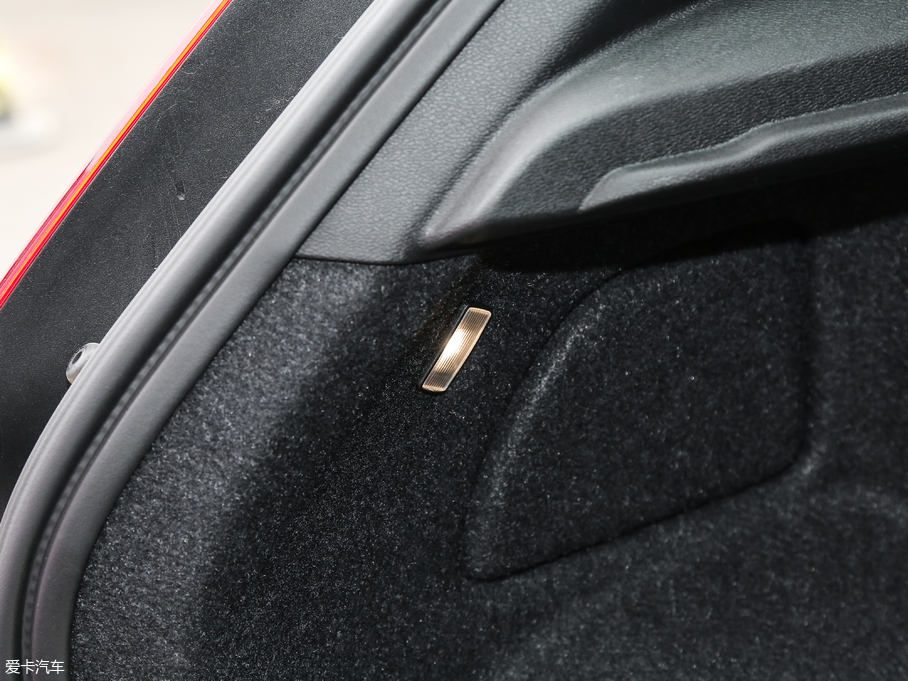 2019֠XC40(M) T5 \ ĺˮ޶