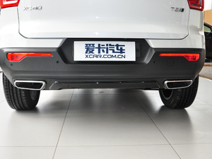 2019款T5 四驱运动 日暮水晶白 排气管