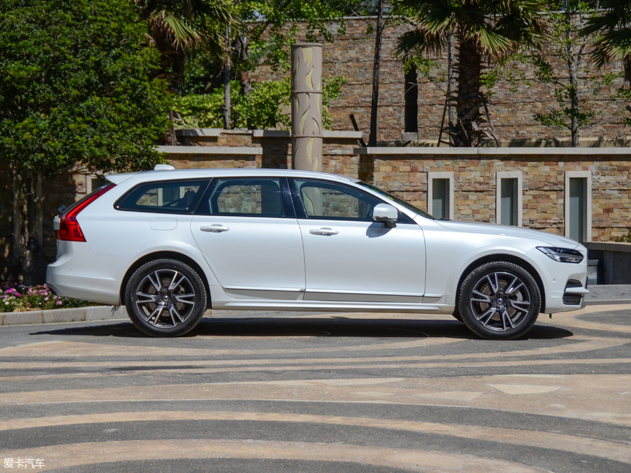 2017֠ V90 2.0T T5 AWD 