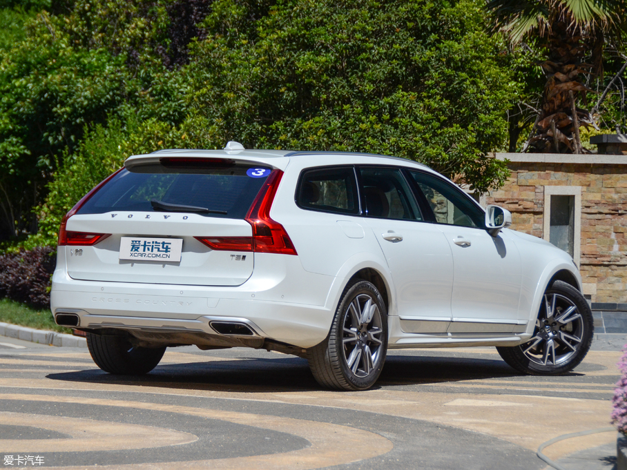 2017֠ V90 2.0T T5 AWD 