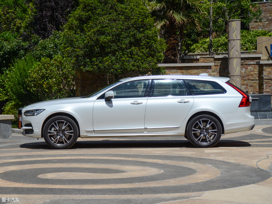 2017֠ V90 2.0T T5 AWD 