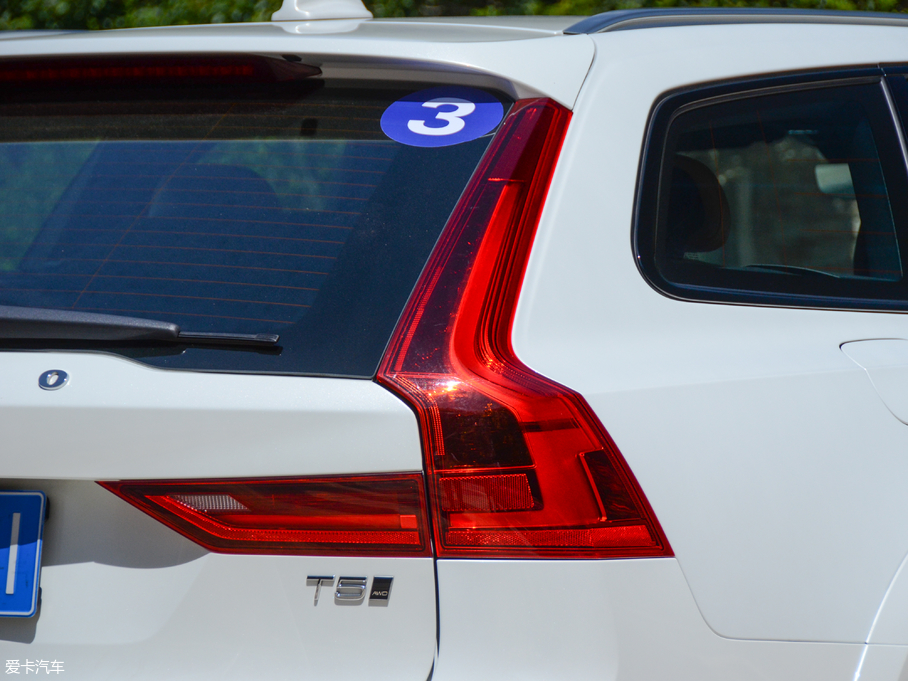 2017֠ V90 2.0T T5 AWD 