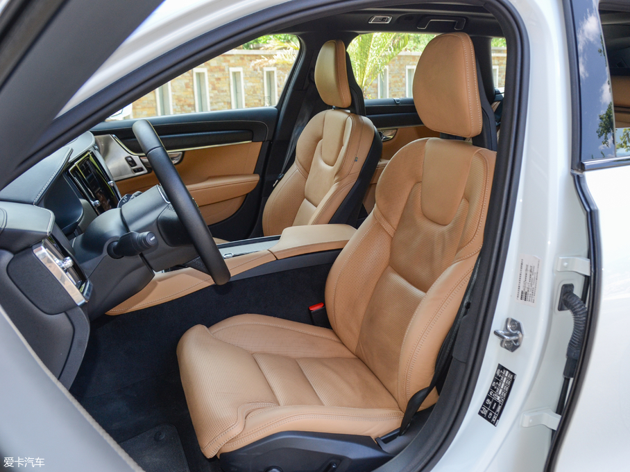 2017֠ V90 2.0T T5 AWD 