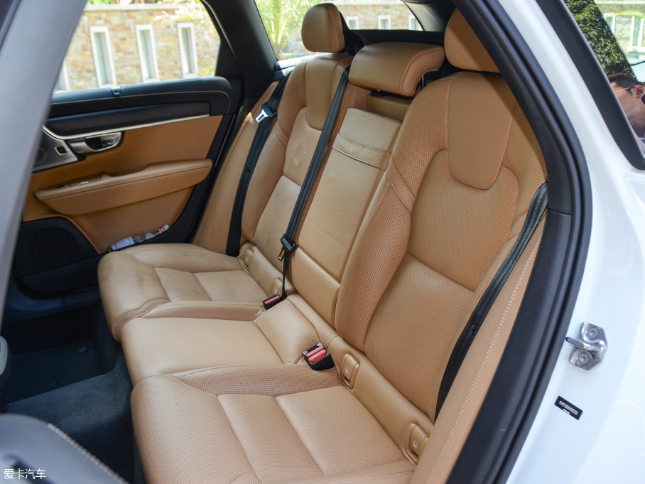 2017֠ V90 2.0T T5 AWD 