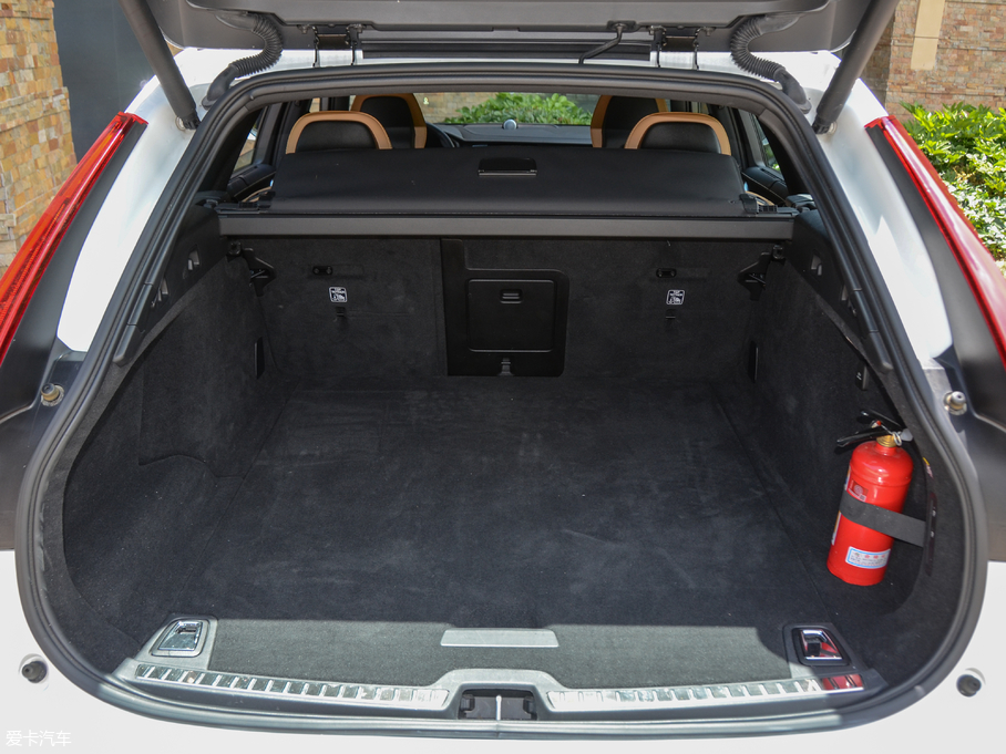 2017֠ V90 2.0T T5 AWD 