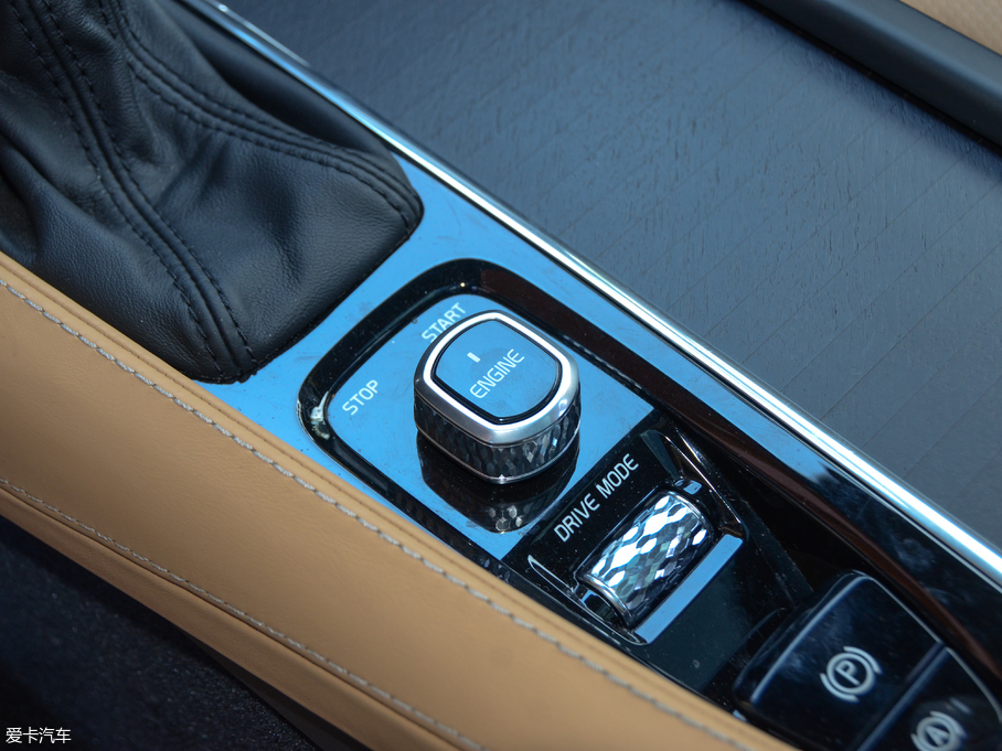 2017֠ V90 2.0T T5 AWD 