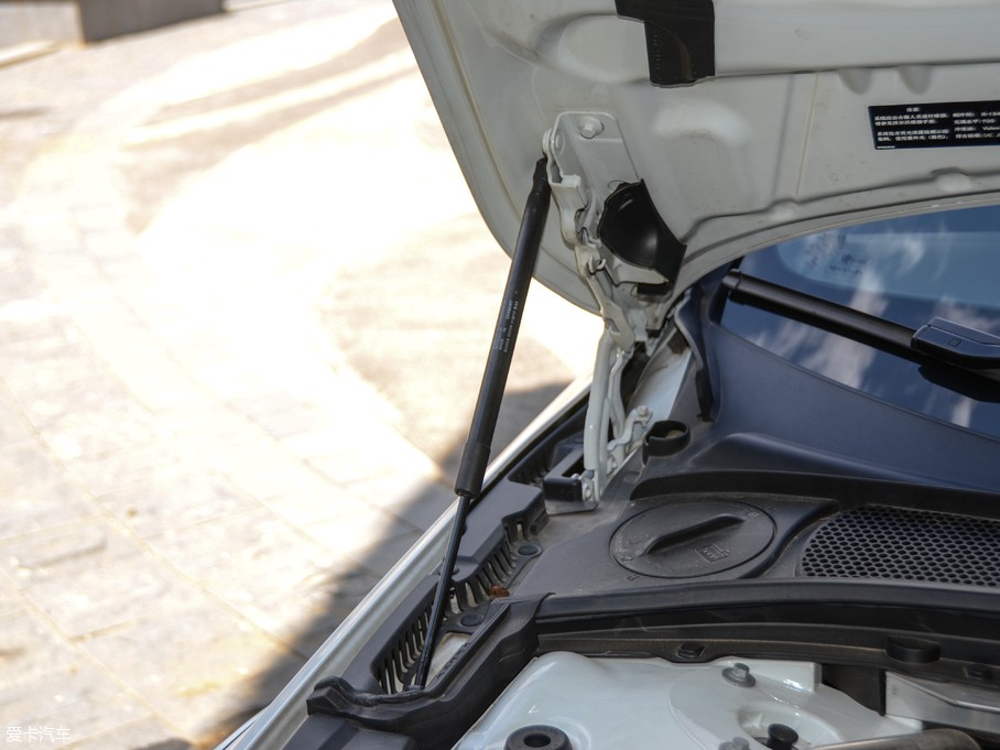 2017���֠��� V90 2.0T T5 AWD �����