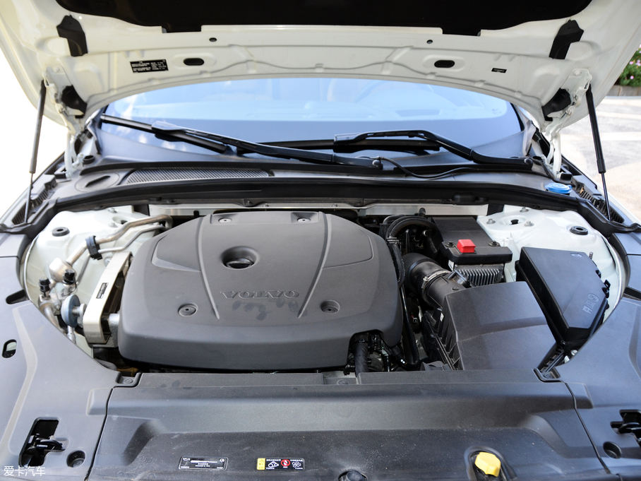 2017֠ V90 2.0T T5 AWD 