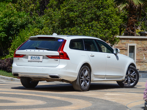 2017款2.0T T5 AWD 智尊版 整体外观