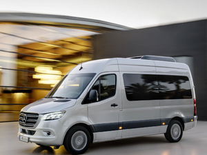 2018������� ���w���^