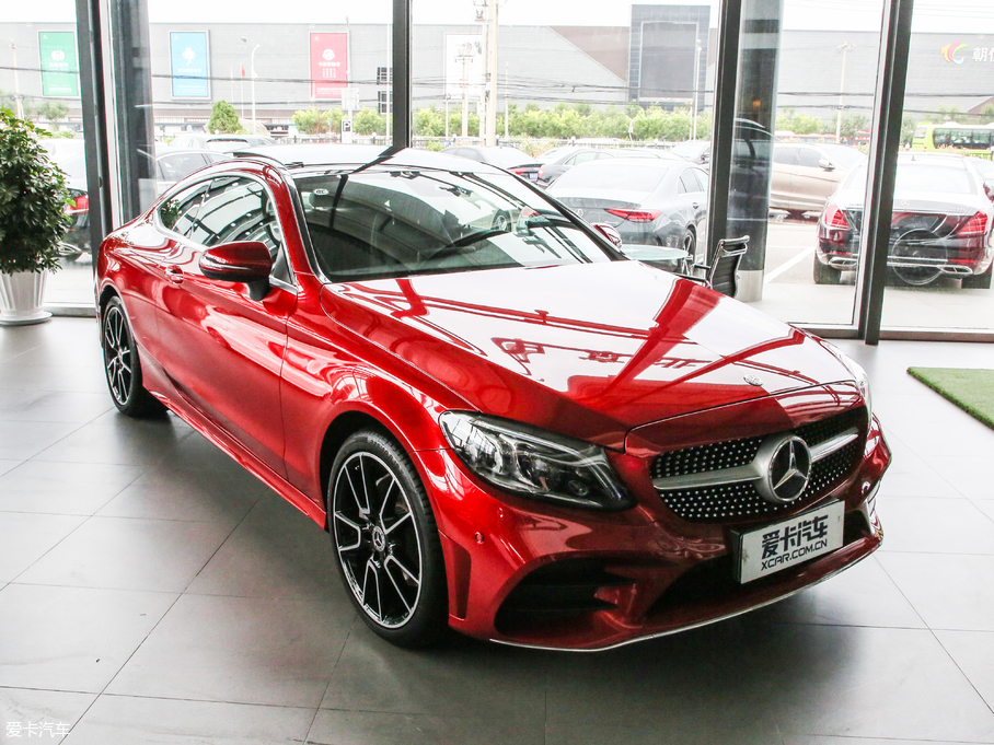 2019YCCoupe C 260 4MATIC I܇