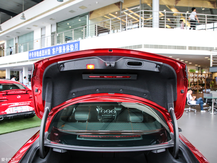 2019YCCoupe C 260 4MATIC I܇