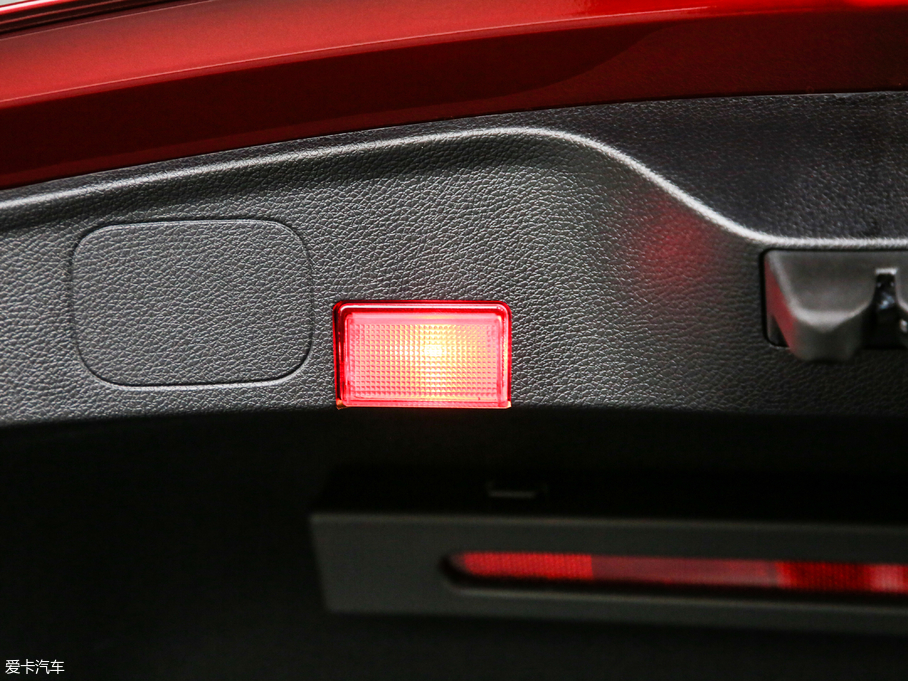 2019YCCoupe C 260 4MATIC I܇