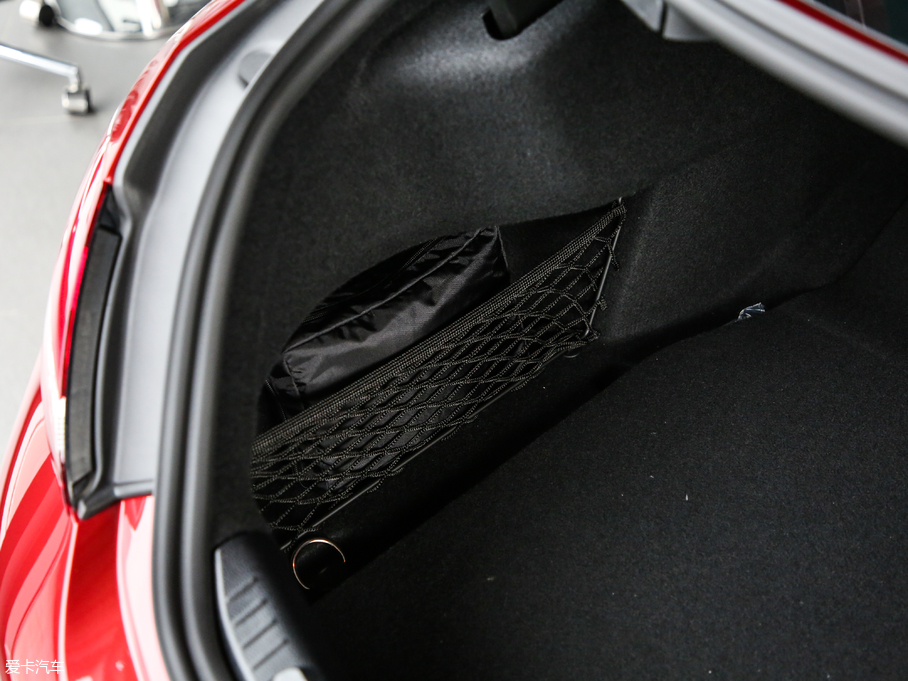 2019YCCoupe C 260 4MATIC I܇