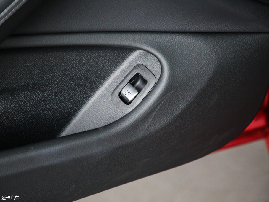 2019YCCoupe C 260 4MATIC I܇