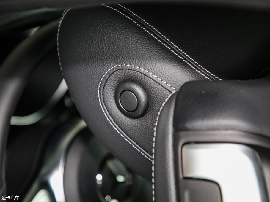 2019YCCoupe C 260 4MATIC I܇