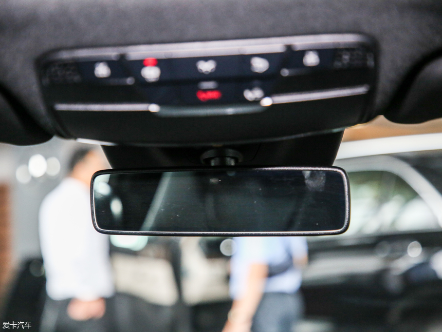 2019YCCoupe C 260 4MATIC I܇