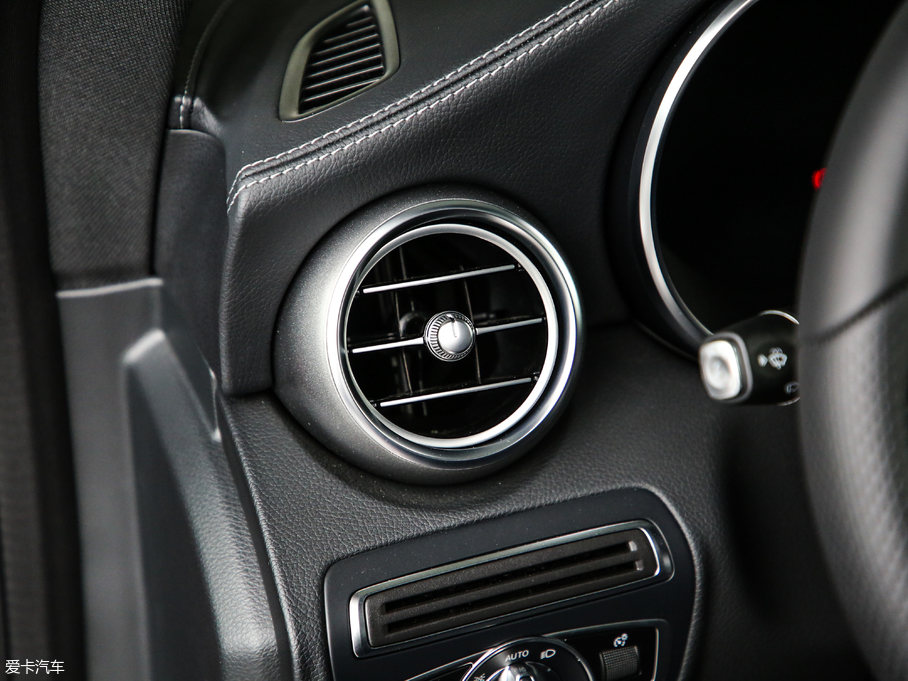 2019YCCoupe C 260 4MATIC I܇