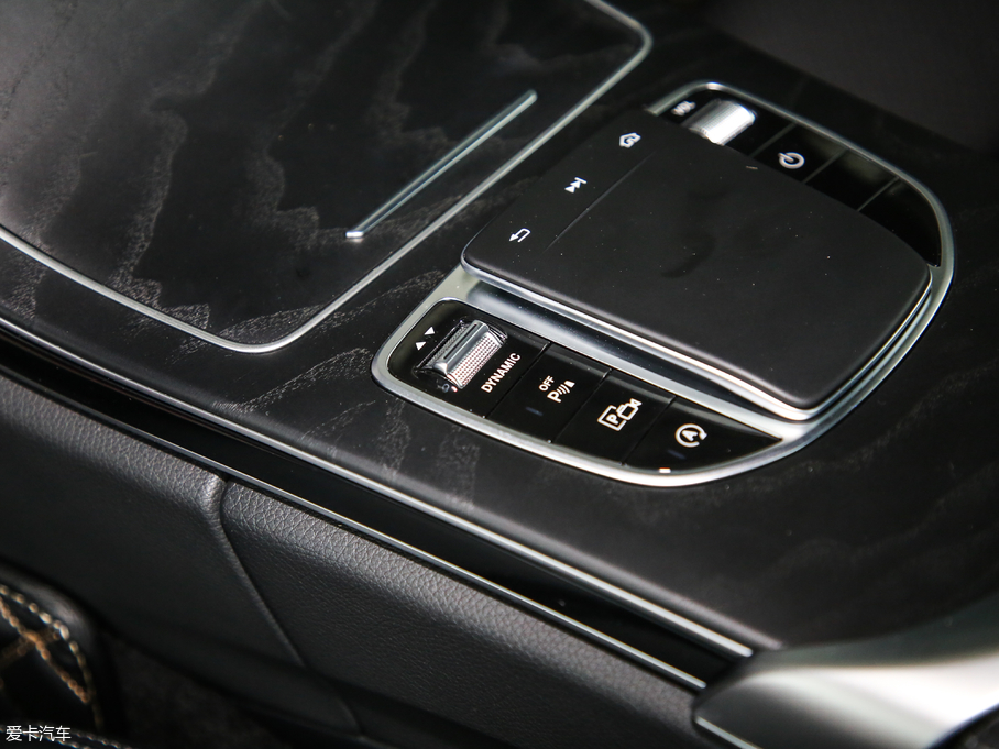 2019YCCoupe C 260 4MATIC I܇