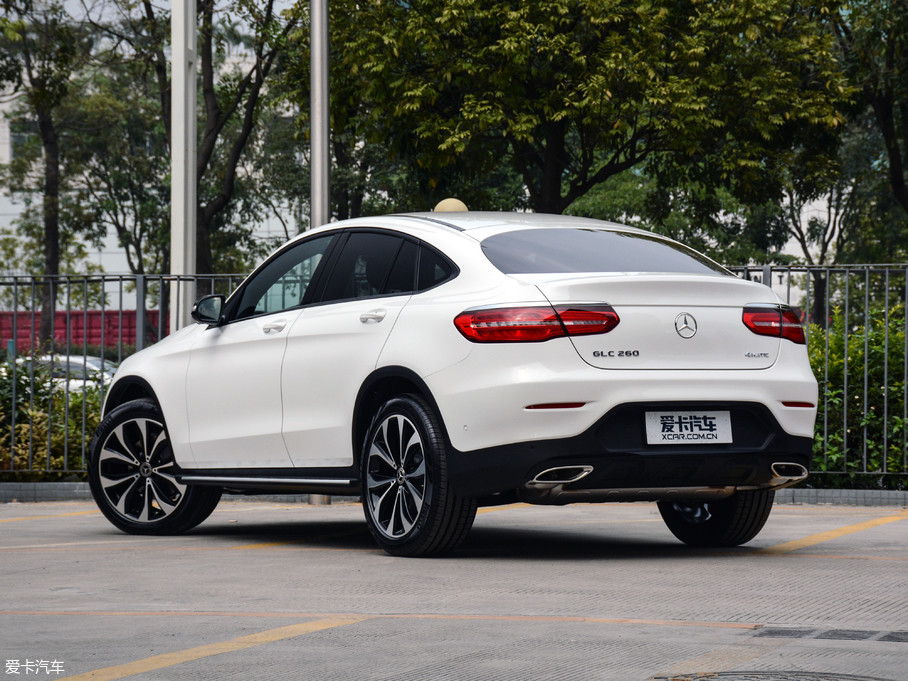 【2018款奔驰GLC 轿跑SUVGLC 260 4MATIC