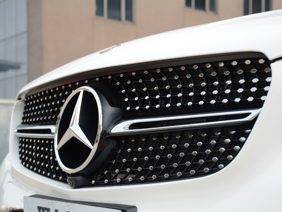 2018YGLCCoupe(M) GLC 260 4MATIC ISUV