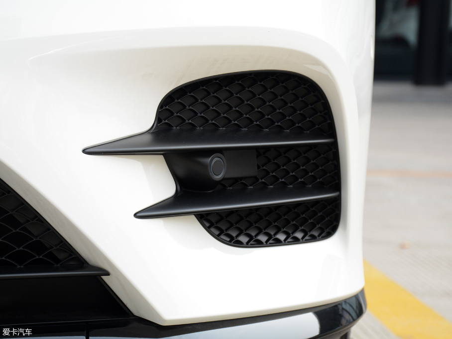 2018YGLCCoupe(M) GLC 260 4MATIC ISUV