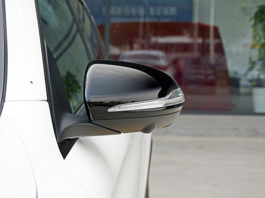 2018YGLCCoupe(M) GLC 260 4MATIC ISUV