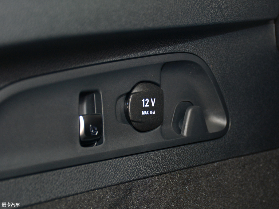 2018YGLCCoupe(M) GLC 260 4MATIC ISUV