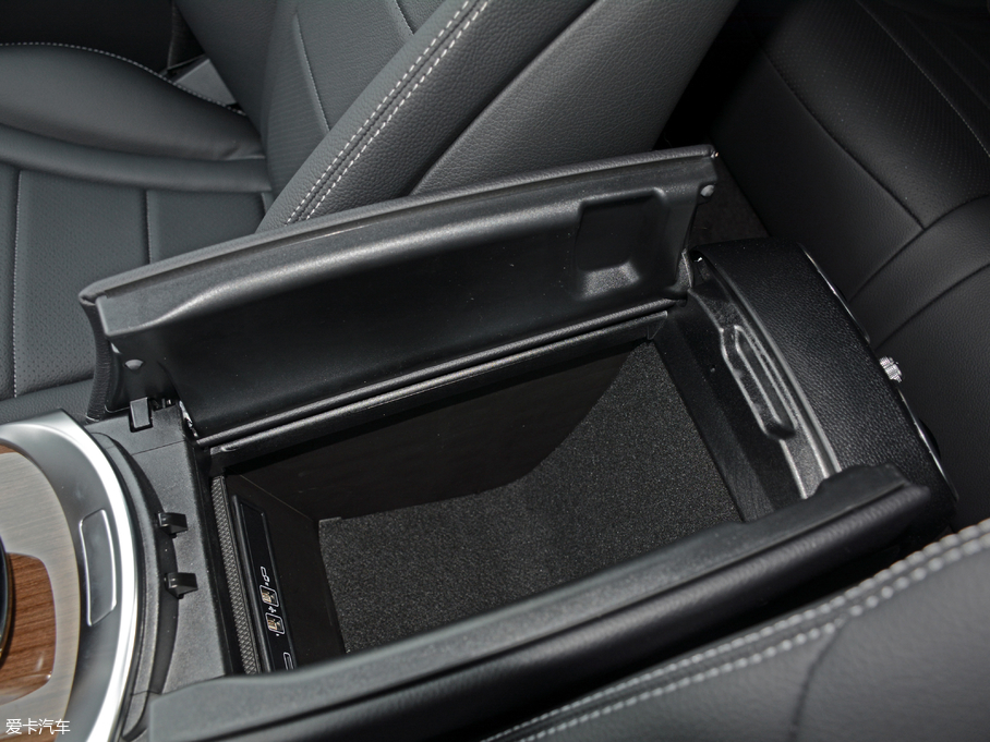 2018YGLCCoupe(M) GLC 260 4MATIC ISUV