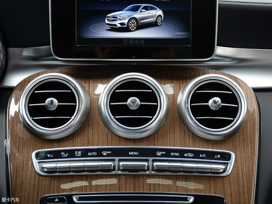 2018��YGLCCoupe(�M(j��n)��) GLC 260 4MATIC �I��SUV