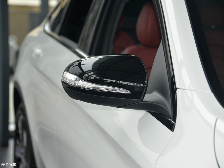 2018YGLCCoupe(M) GLC 200 4MATIC ISUV