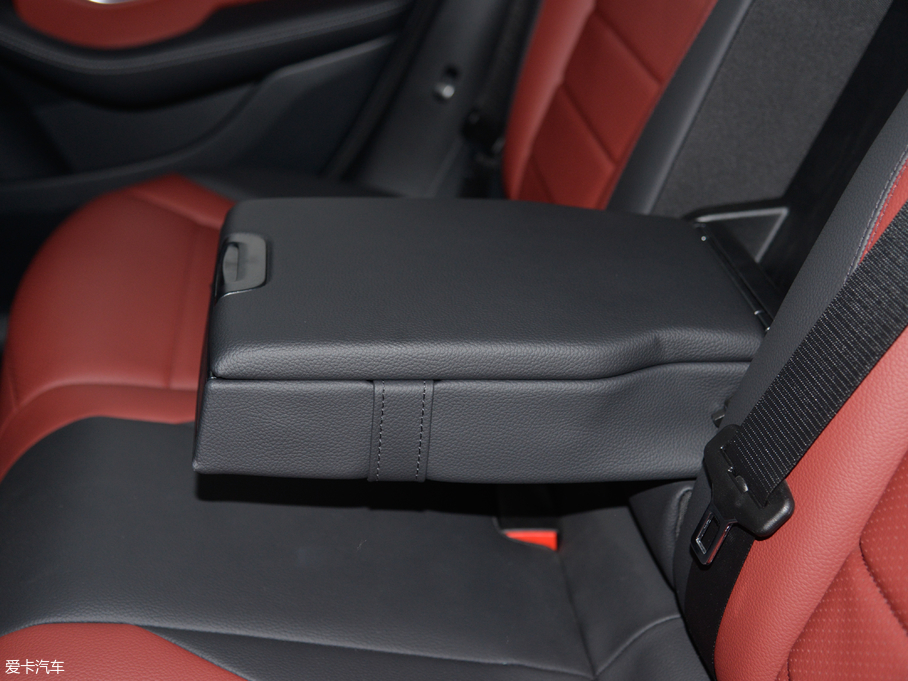 2018YGLCCoupe(M) GLC 200 4MATIC ISUV