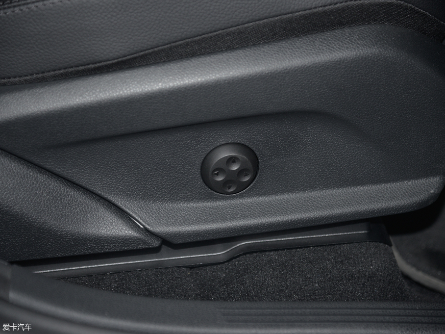 2018YGLCCoupe(M) GLC 200 4MATIC ISUV