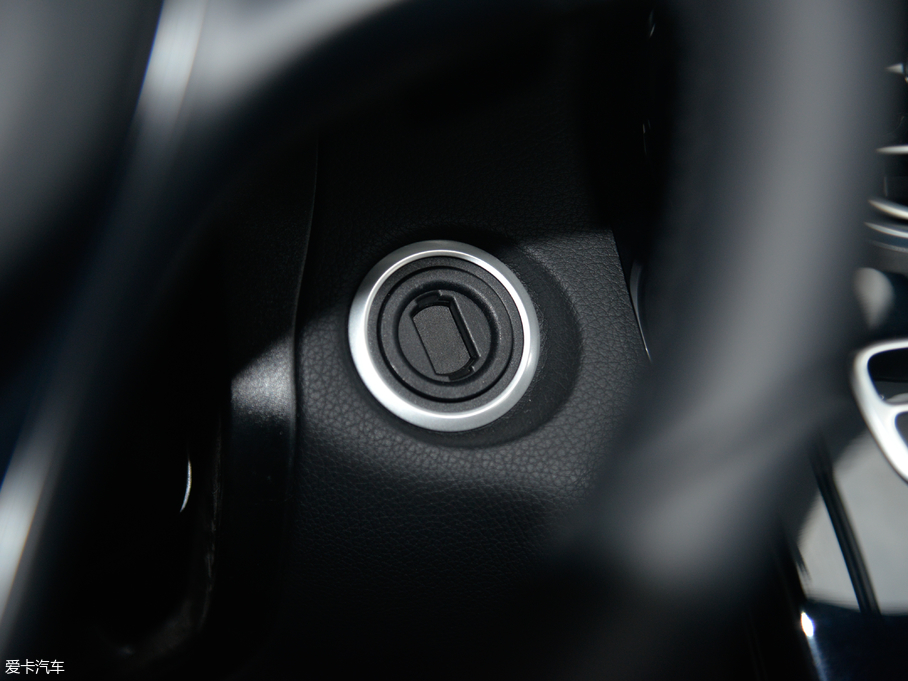 2018YGLCCoupe(M) GLC 200 4MATIC ISUV