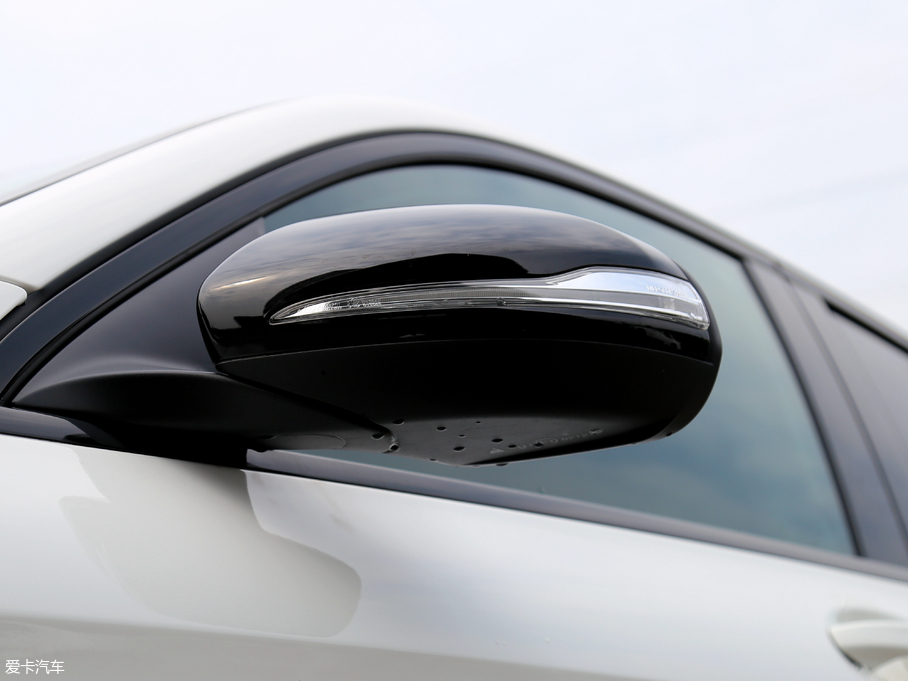 2018YGLCCoupe(M(jn)) GLC 200 4MATIC ISUV