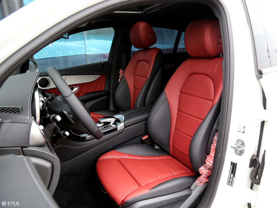 2018YGLCCoupe(M) GLC 200 4MATIC ISUV