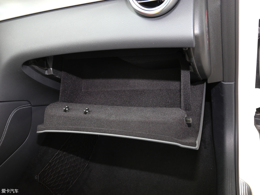 2018YGLCCoupe(M(jn)) GLC 200 4MATIC ISUV