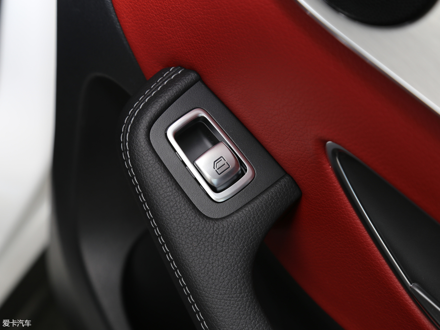 2018YGLCCoupe(M(jn)) GLC 200 4MATIC ISUV