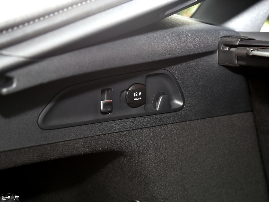 2018YGLCCoupe(M) GLC 200 4MATIC ISUV