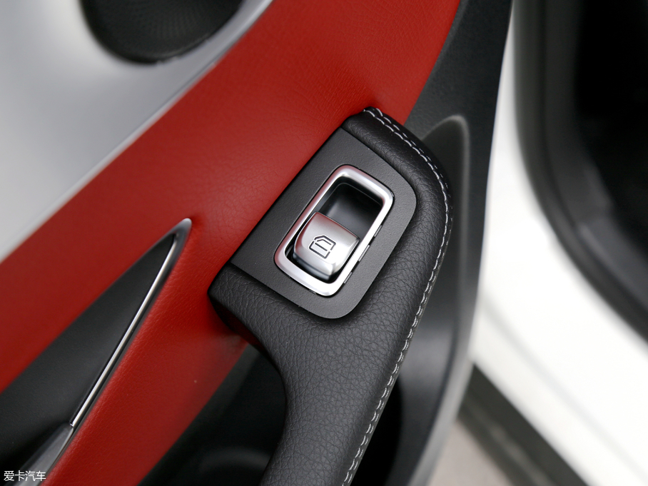 2018YGLCCoupe(M) GLC 200 4MATIC ISUV