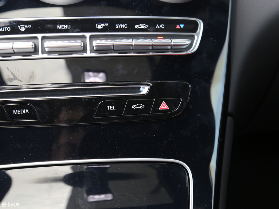 2018YGLCCoupe(M(jn)) GLC 200 4MATIC ISUV