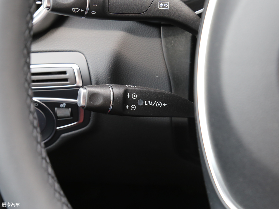 2018YGLCCoupe(M) GLC 200 4MATIC ISUV