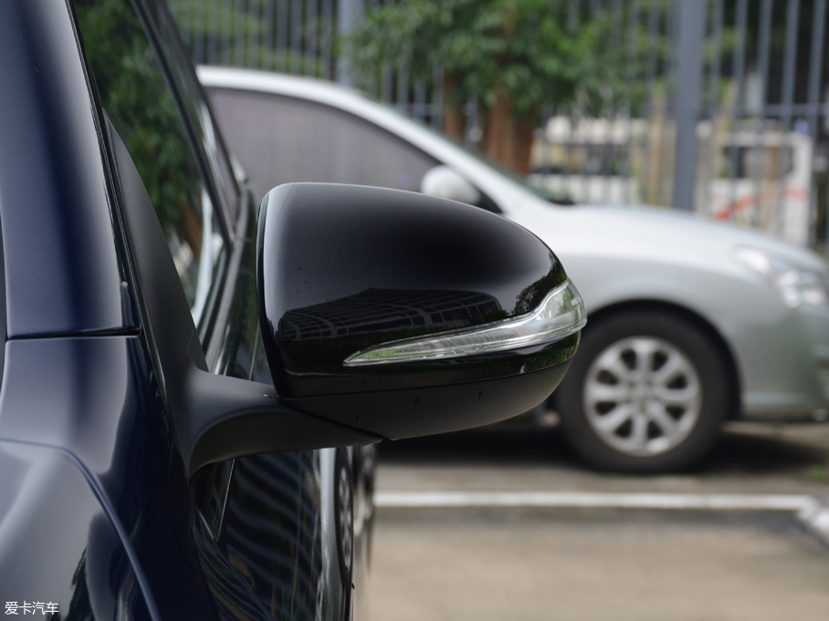 2018YGLCCoupe(M) GLC 200 4MATIC ISUV