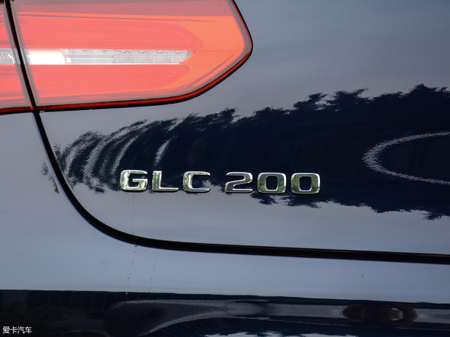 2018GLCSUV GLC 200 4MATIC SUV